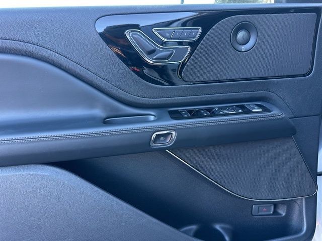 2025 Lincoln Aviator Premiere - Photo 12