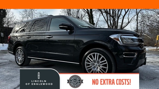 2023 Ford Expedition Limited's photo