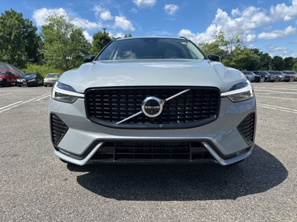 Used 2025 Volvo XC60 B5 Ultra SUV