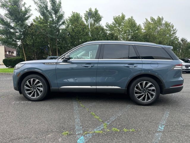 2025 Lincoln Aviator Premiere - Photo 4