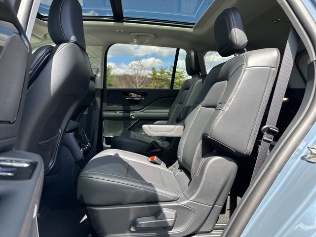 2025 Lincoln Aviator Premiere - Photo 11