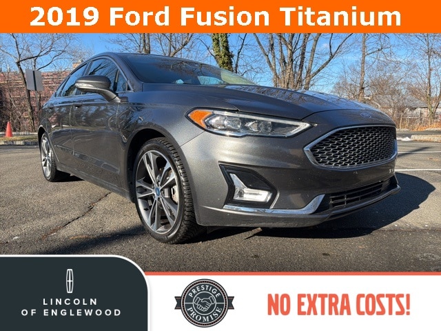 2019 Ford Fusion Titanium's photo