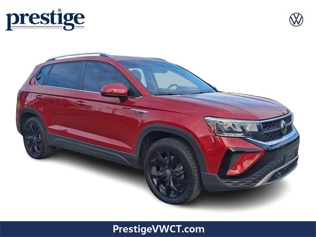 2022 Volkswagen Taos SE's photo