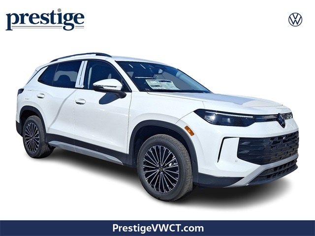 2025 Volkswagen Tiguan S's photo