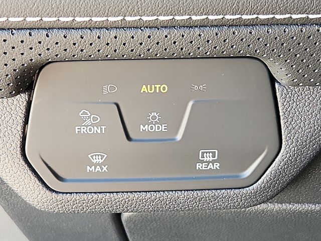 2025 Volkswagen Atlas Cross Sport SEL Premium R-LINE - Photo 12