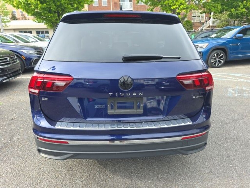 Used 2022 Volkswagen Tiguan 2.0T SE SUV