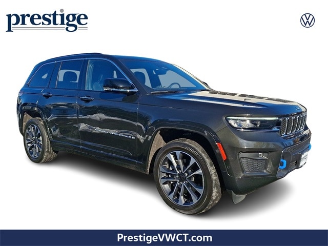 2023 Jeep Grand Cherokee Overland 4xe's photo
