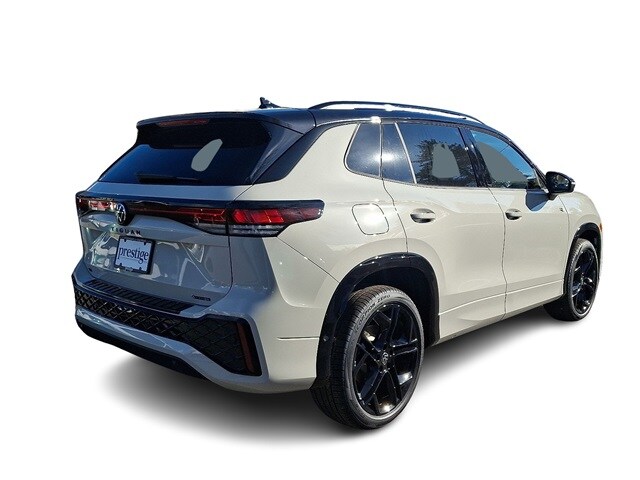 2026 Volkswagen Tiguan SE R-Line Black photo 3