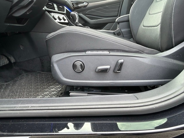 Image 10 of 2024 Volkswagen Jetta 1.5T SEL Sedan