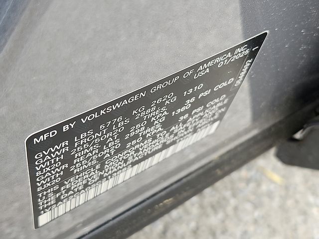 2025 Volkswagen Atlas Cross Sport SEL R-LINE - Photo 14