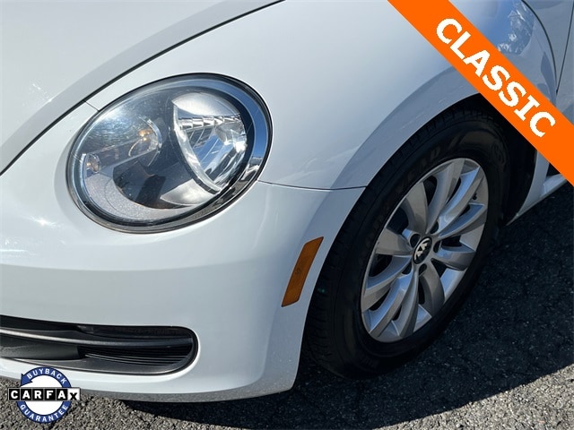 Image 7 of 2015 Volkswagen Beetle 1.8T Hatchback