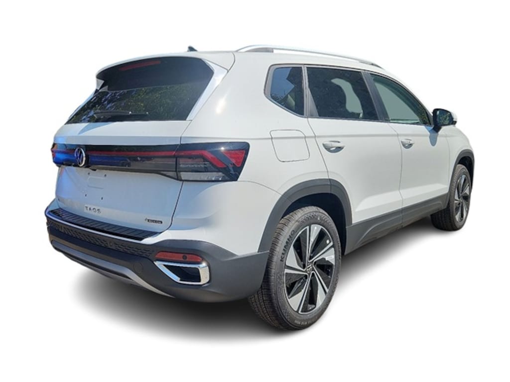 New 2025 Volkswagen Taos 1.5T SE SUV