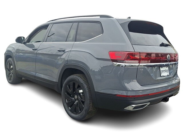 2026 Volkswagen Atlas SE Technology photo 2