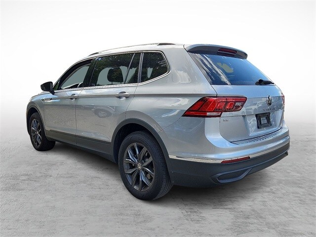 2022 Volkswagen Tiguan SE photo 4