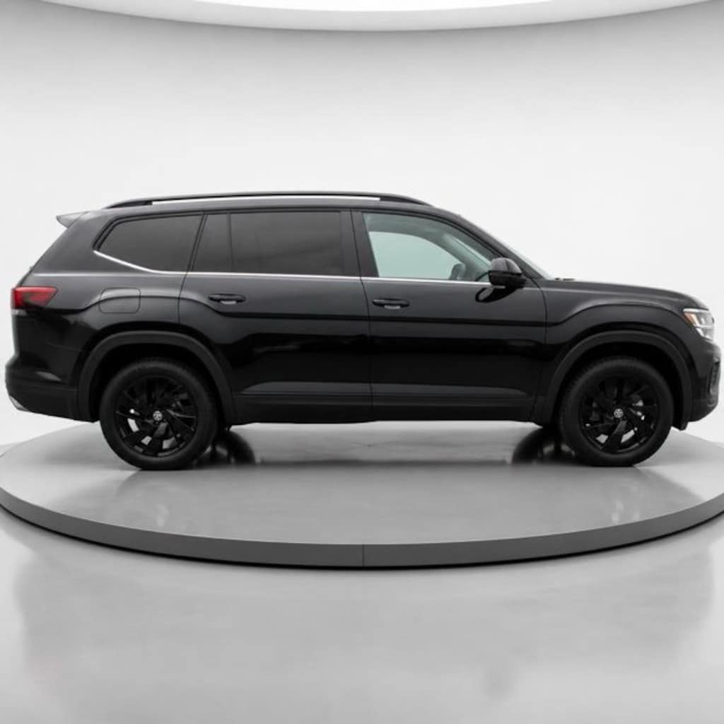 New 2026 Volkswagen Atlas SE w/Technology SUV