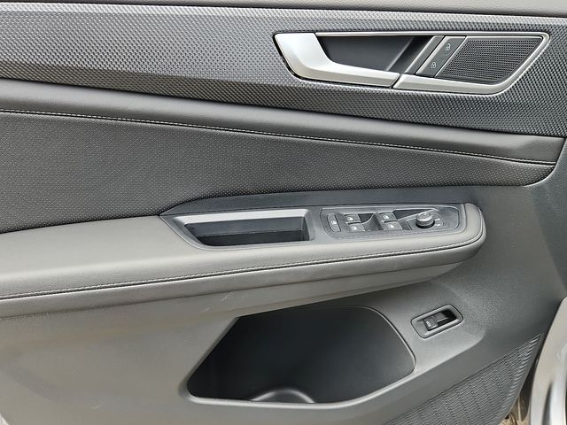 2025 Volkswagen Atlas Cross Sport SEL R-LINE - Photo 6