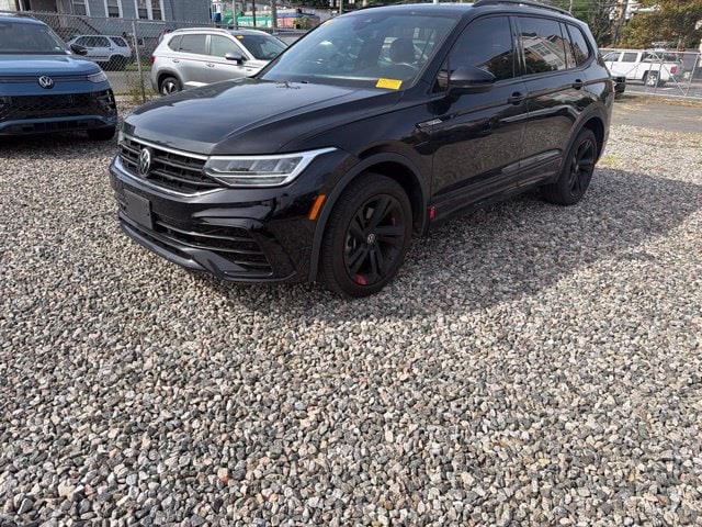 2023 Volkswagen Tiguan SE R-LINE BLACK