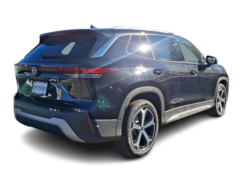 New 2025 Volkswagen Tiguan 2.0T SE SUV