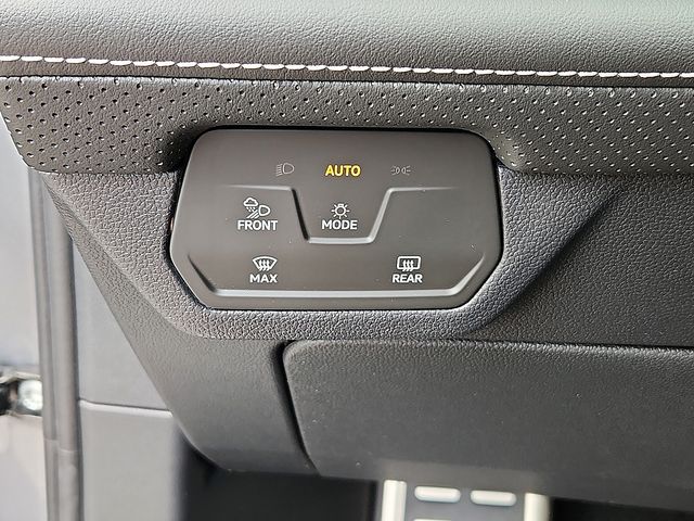 2025 Volkswagen Atlas Cross Sport SEL R-LINE - Photo 13