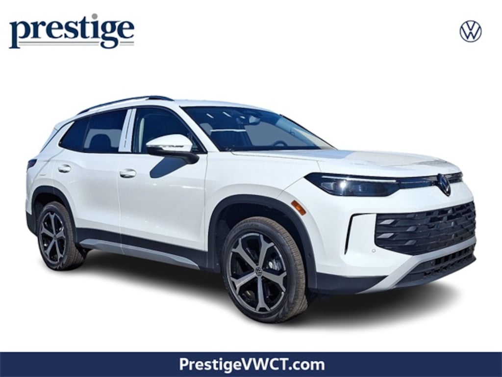 New 2025 Volkswagen Tiguan 2.0T SE SUV