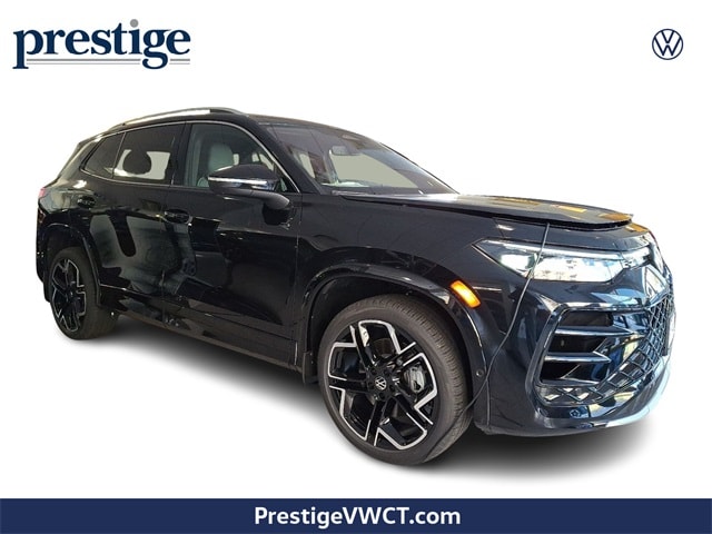 2026 Volkswagen Tiguan SEL R-Line Turbo's photo
