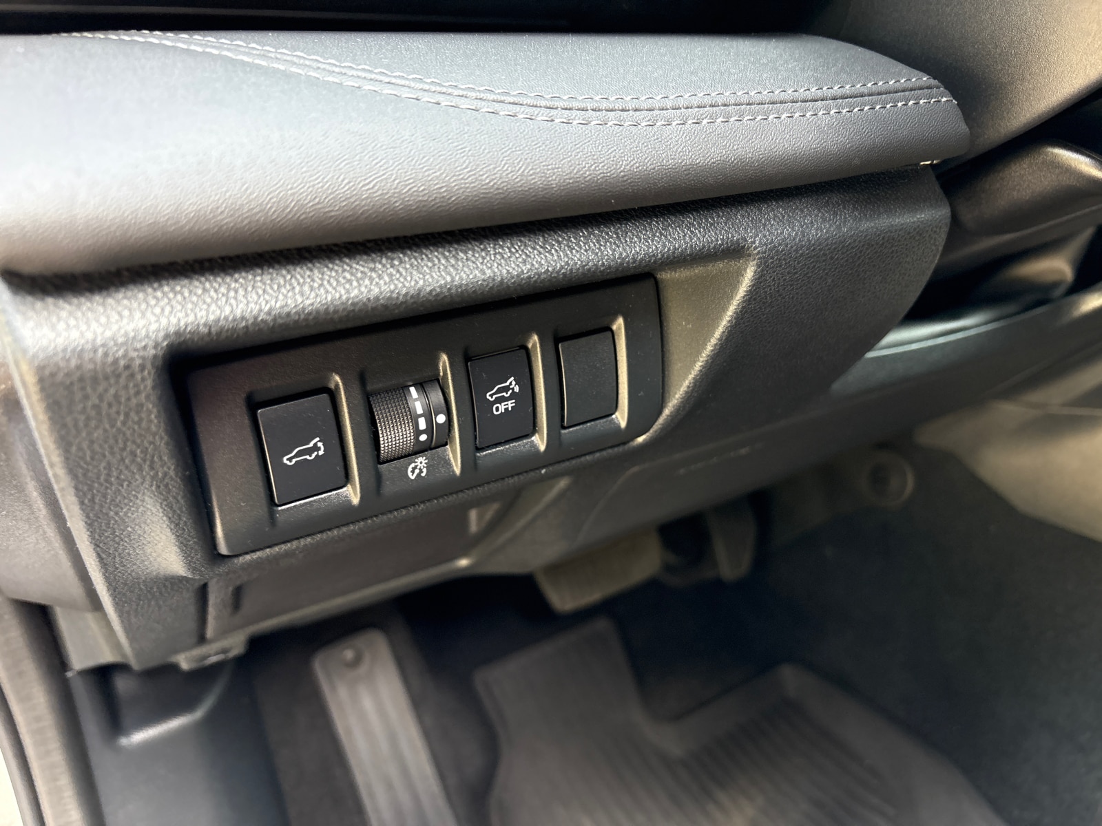 2022 Subaru Outback Limited - Photo 15