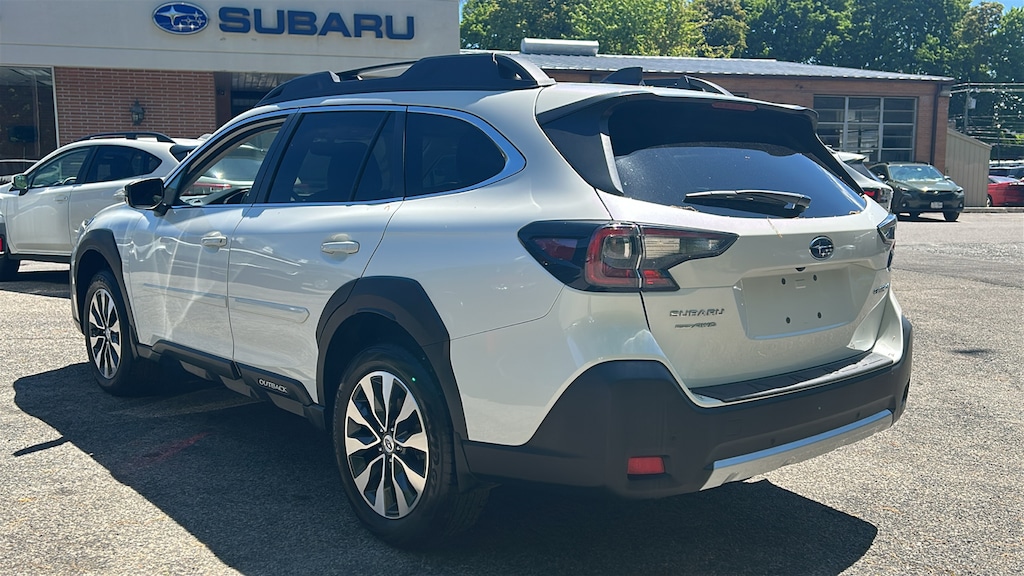 Used 2023 Subaru Outback Limited SUV