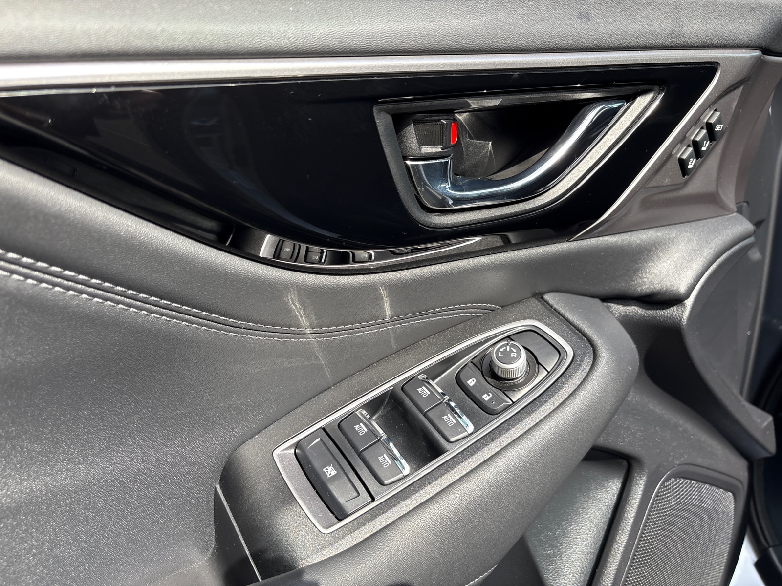 2022 Subaru Outback Limited - Photo 14