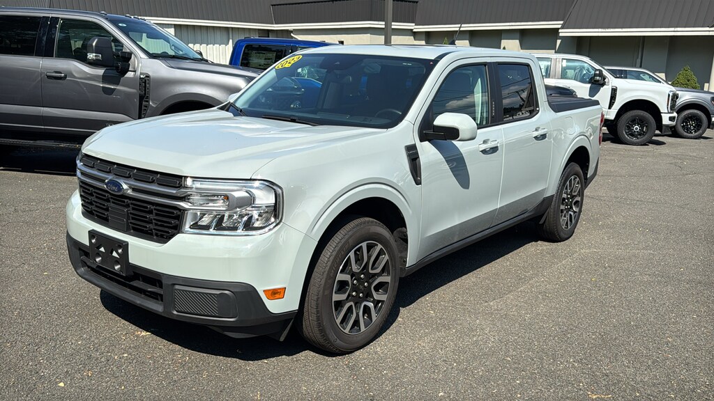 Used 2023 Ford Maverick Lariat Truck SuperCrew