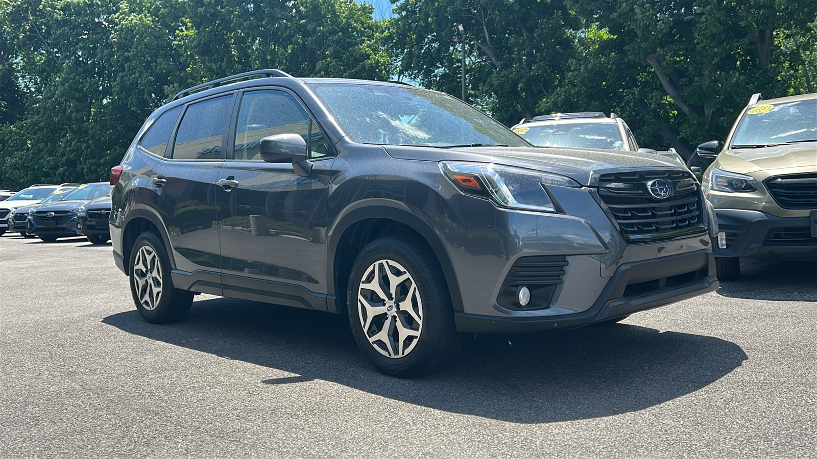 2023 Subaru Forester Premium's photo