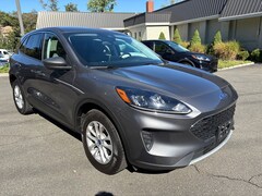 2022 Ford Escape SE SUV P9627