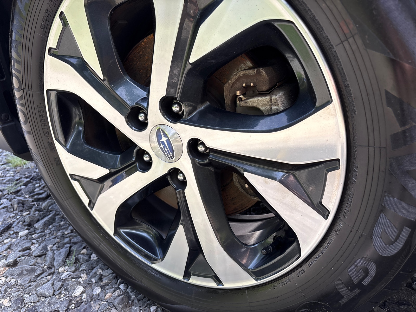 2022 Subaru Outback Limited - Photo 11