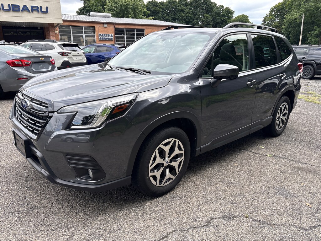 Used 2023 Subaru Forester Premium SUV