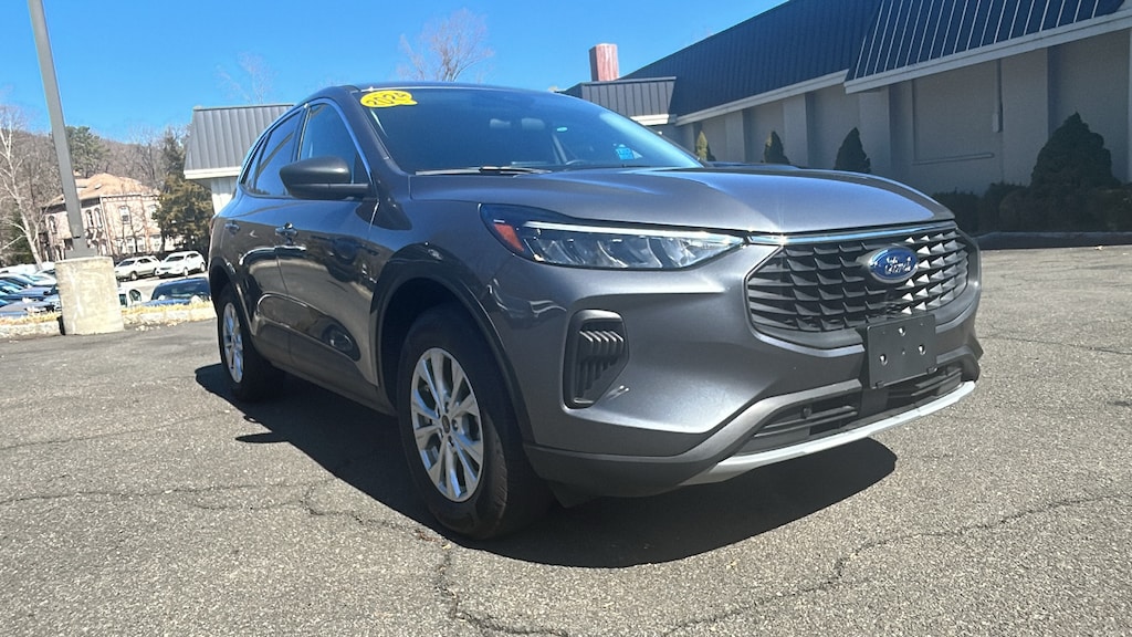 Used 2024 Ford Escape Active SUV