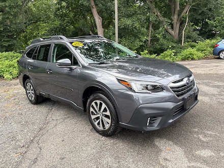 2022 Subaru Outback Premium SUV P9574