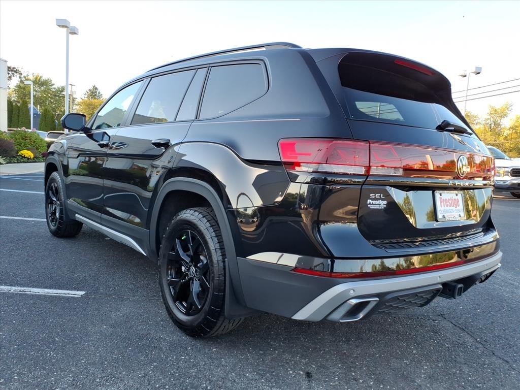 Used 2024 Volkswagen Atlas 2.0T Peak Edition SEL SUV