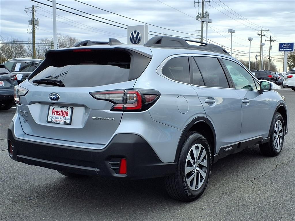 Used 2021 Subaru Outback Premium SUV