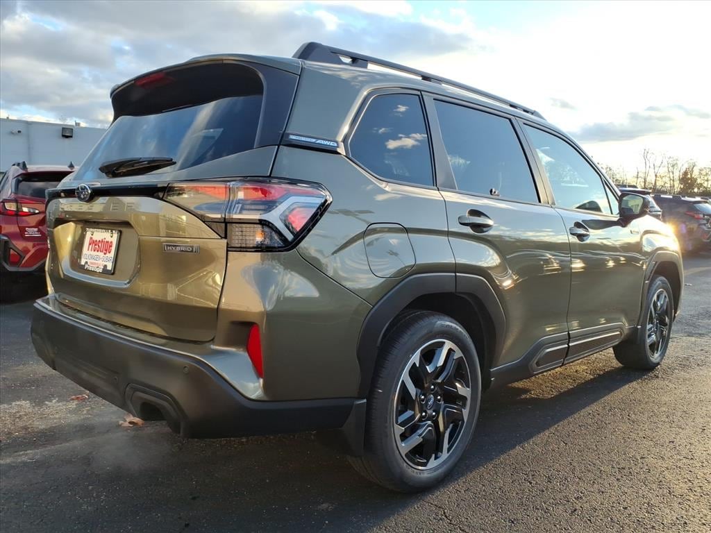 New 2025 Subaru Forester Hybrid Limited SUV