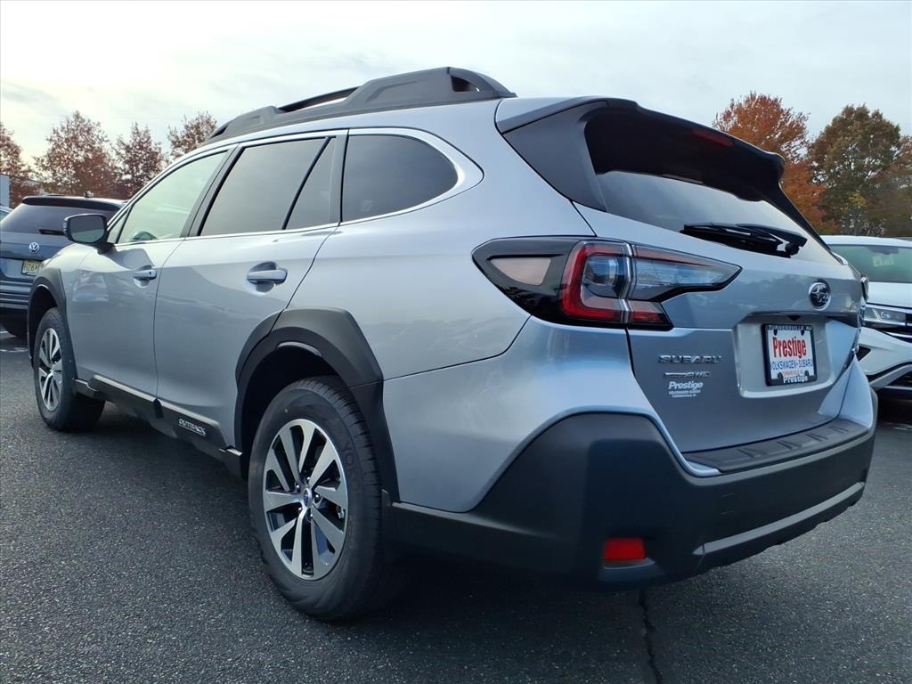 New 2025 Subaru Outback Premium SUV