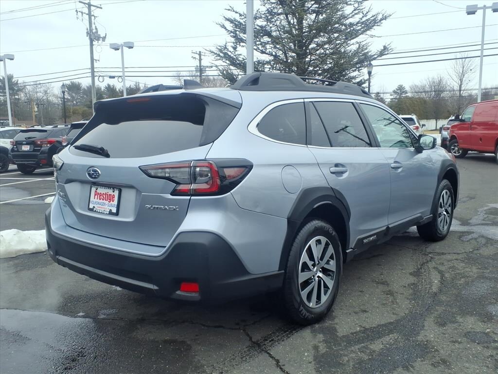 Used 2024 Subaru Outback Premium SUV