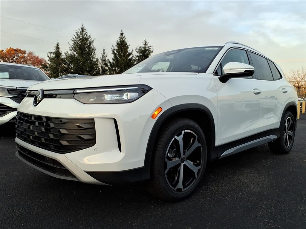 New 2026 Volkswagen Tiguan SE SUV