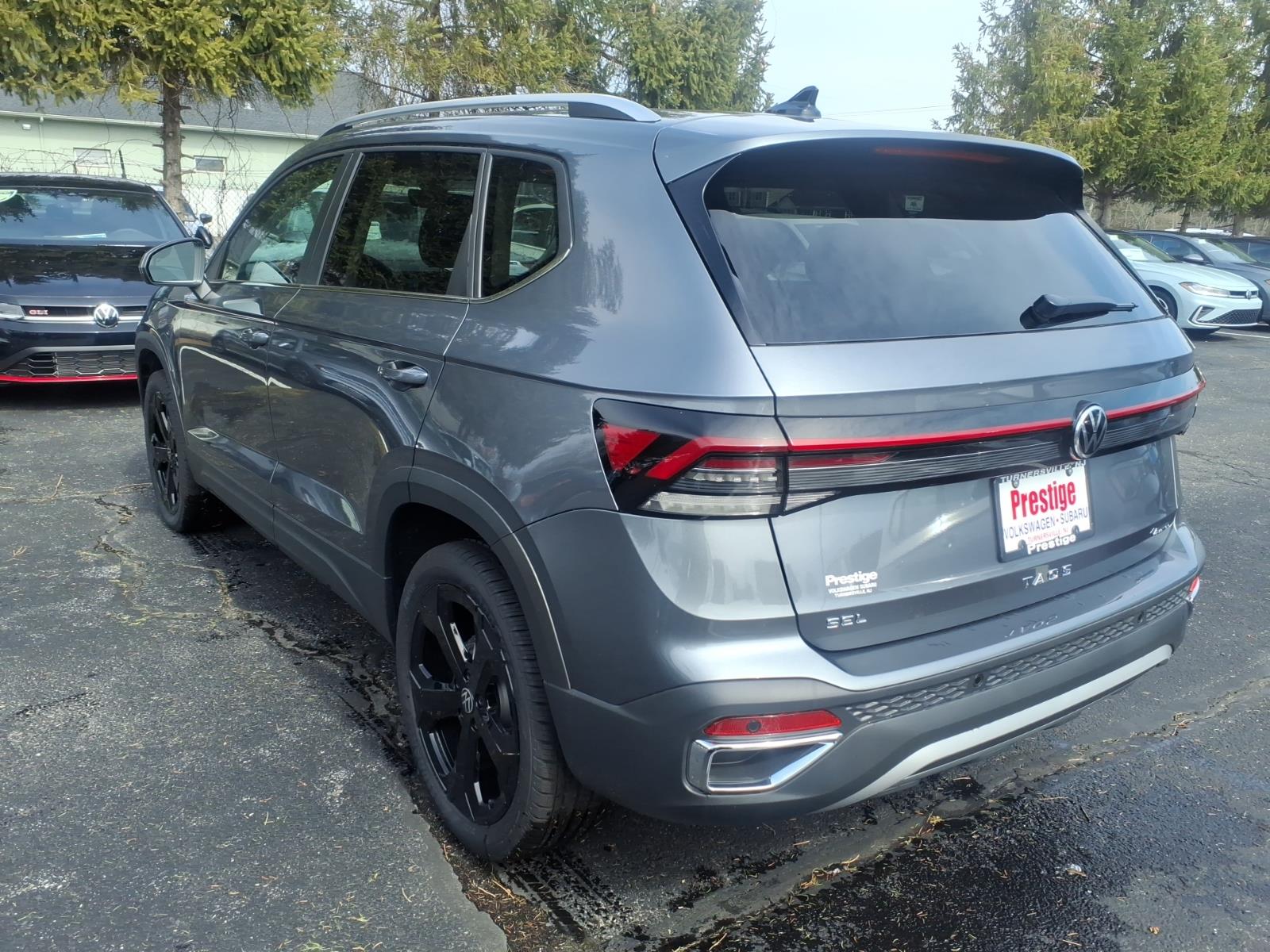 2026 Volkswagen Taos SEL - Photo 2