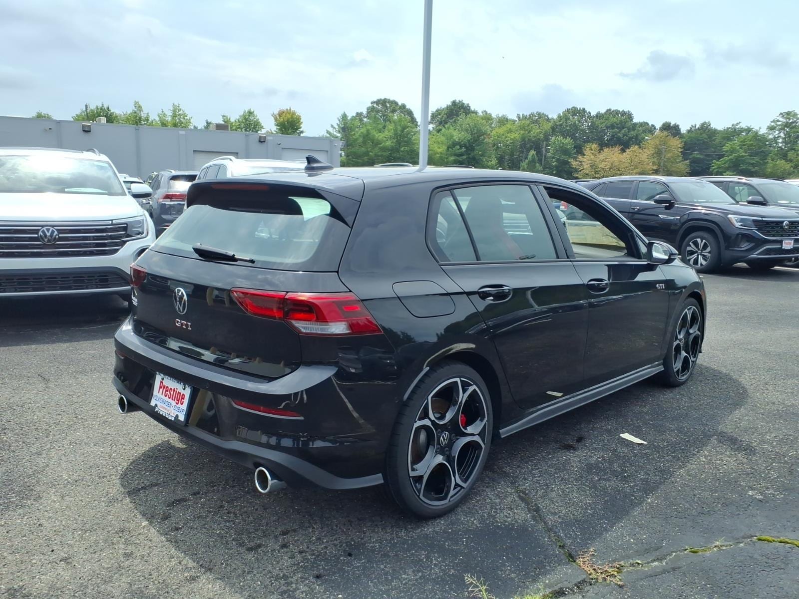 2026 Volkswagen Golf GTI Autobahn - Photo 2