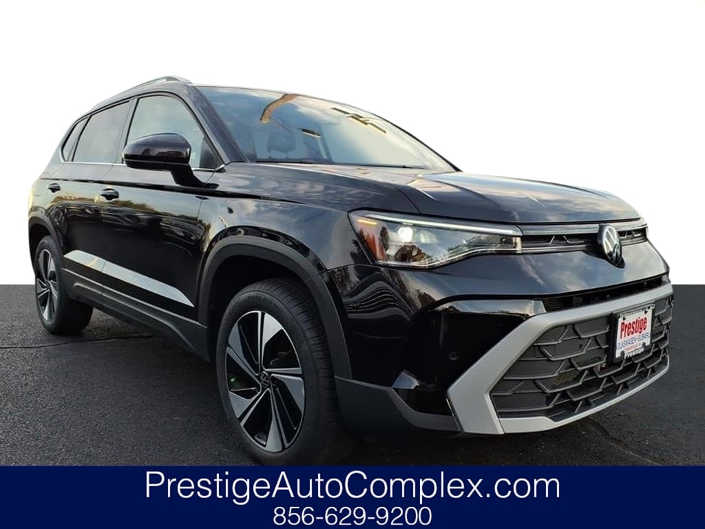 Used 2025 Volkswagen Taos 1.5T SE SUV