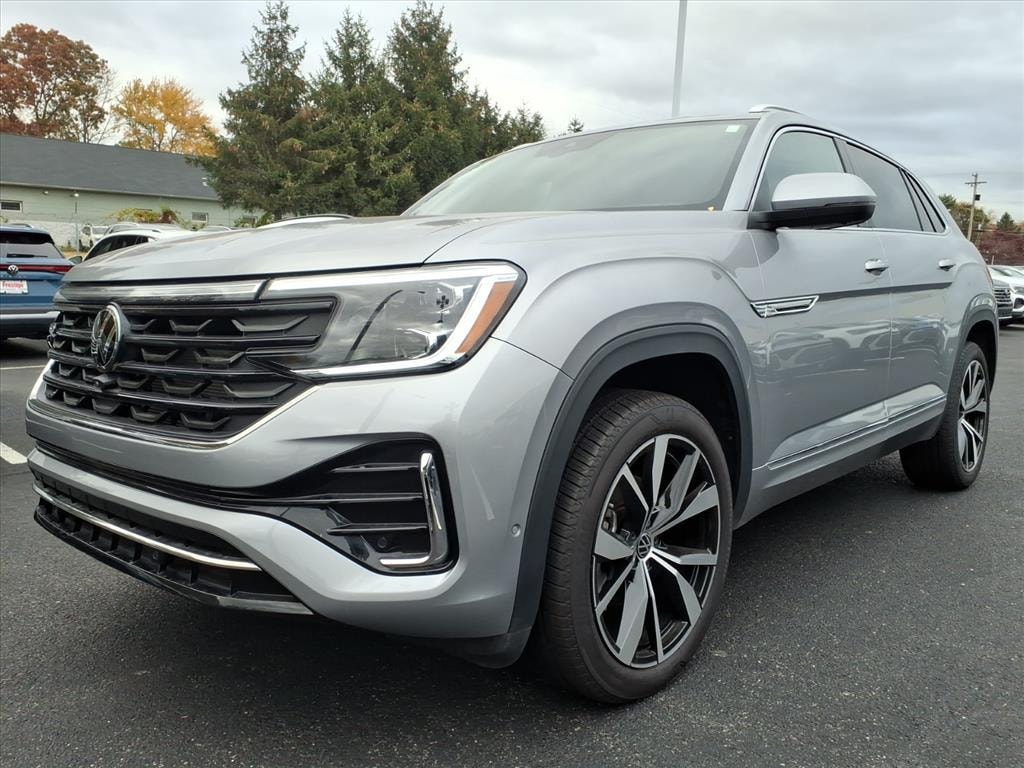 New 2025 Volkswagen Atlas Cross Sport 2.0T SEL Premium R-Line SUV