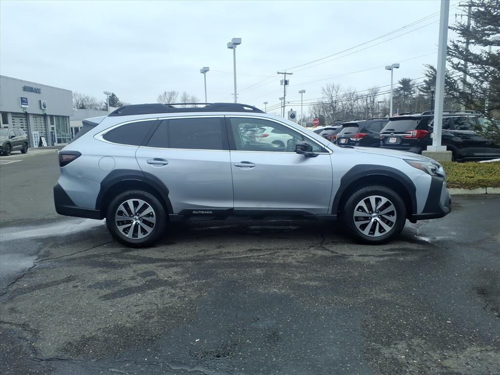 Used 2024 Subaru Outback Premium SUV