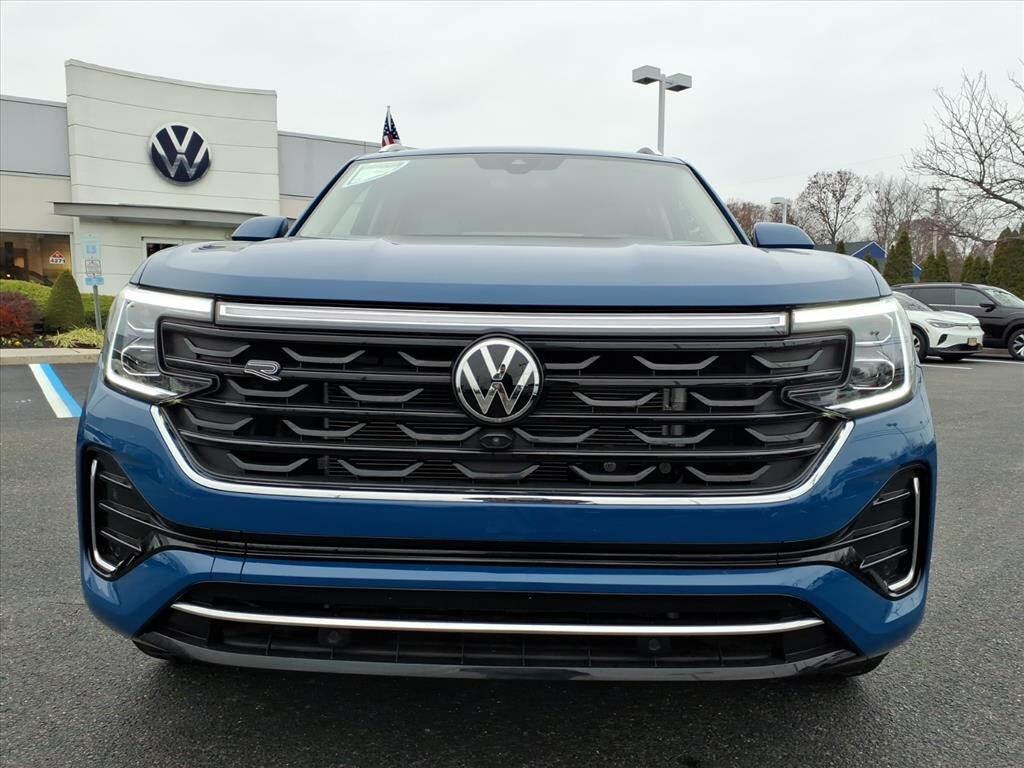 Used 2025 Volkswagen Atlas 2.0T SEL Premium R-Line SUV