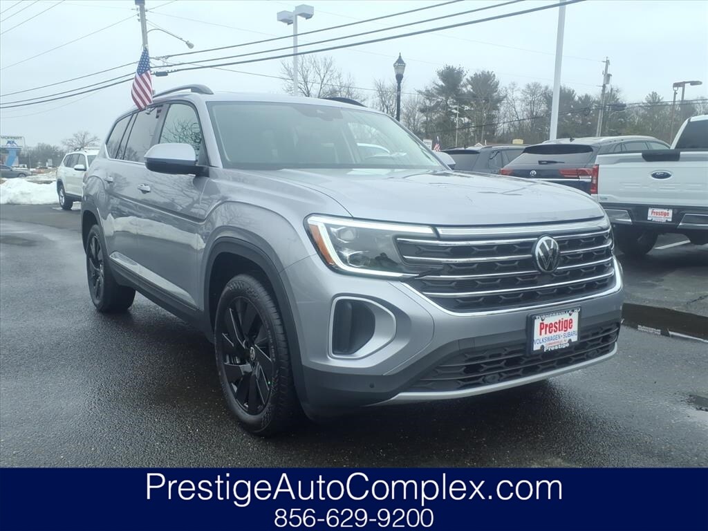 Used 2025 Volkswagen Atlas 2.0T SE w/Technology SUV