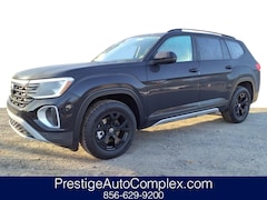 2025 Volkswagen Atlas 2.0T Peak Edition SUV