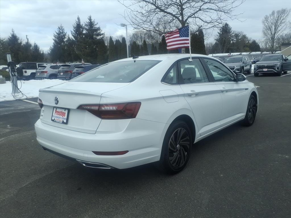 Used 2019 Volkswagen Jetta SEL Premium Sedan